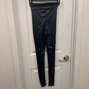 Prettylittlething leggings